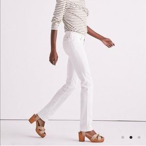 EUC Lucky Brand Mid Rise Sweet Straight Jean